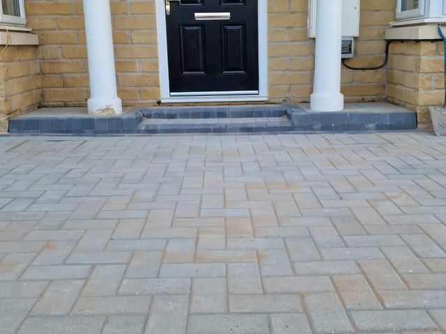 block-paved-driveway (1)-kireth-ai